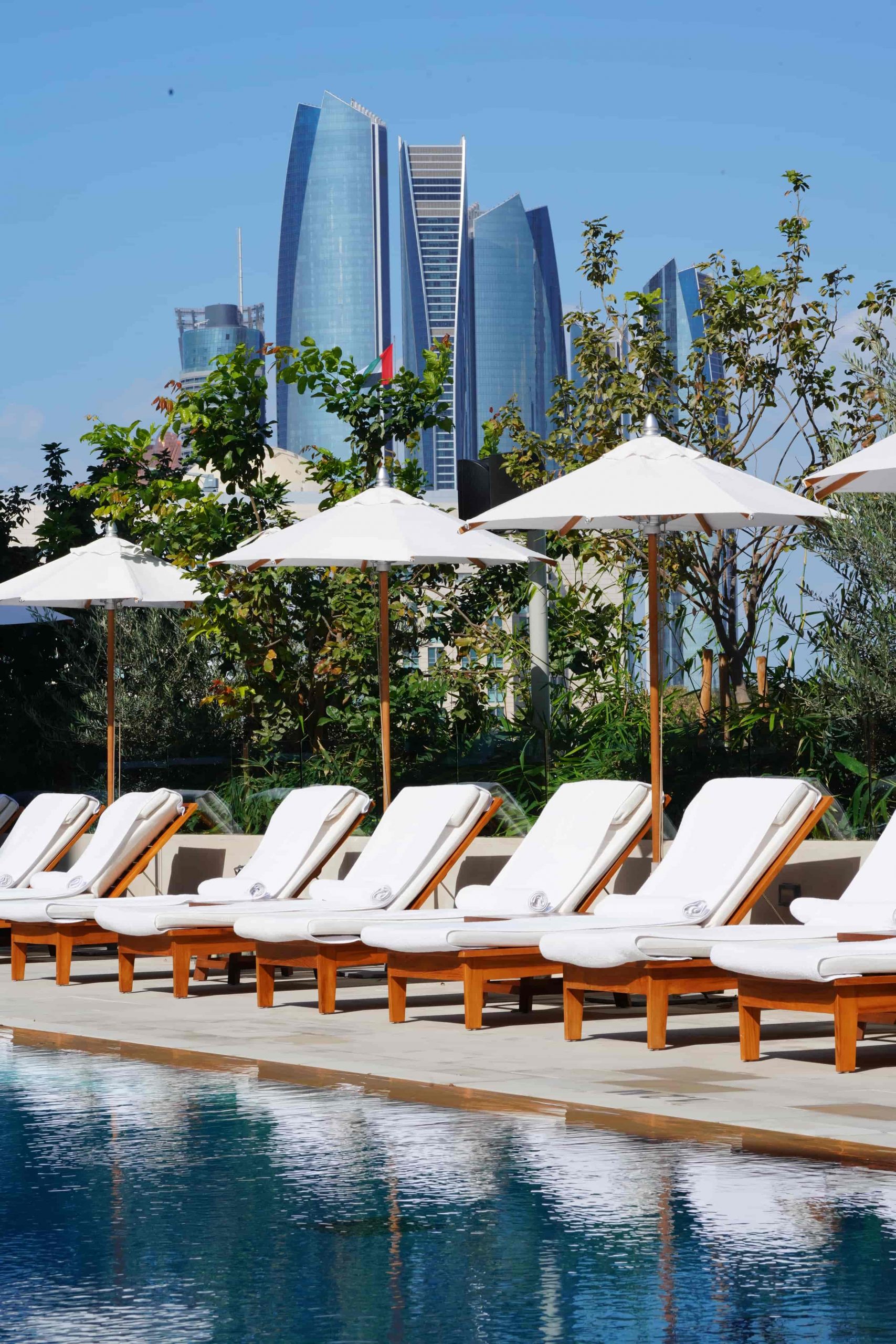 Abu Dhabi EDITION pool