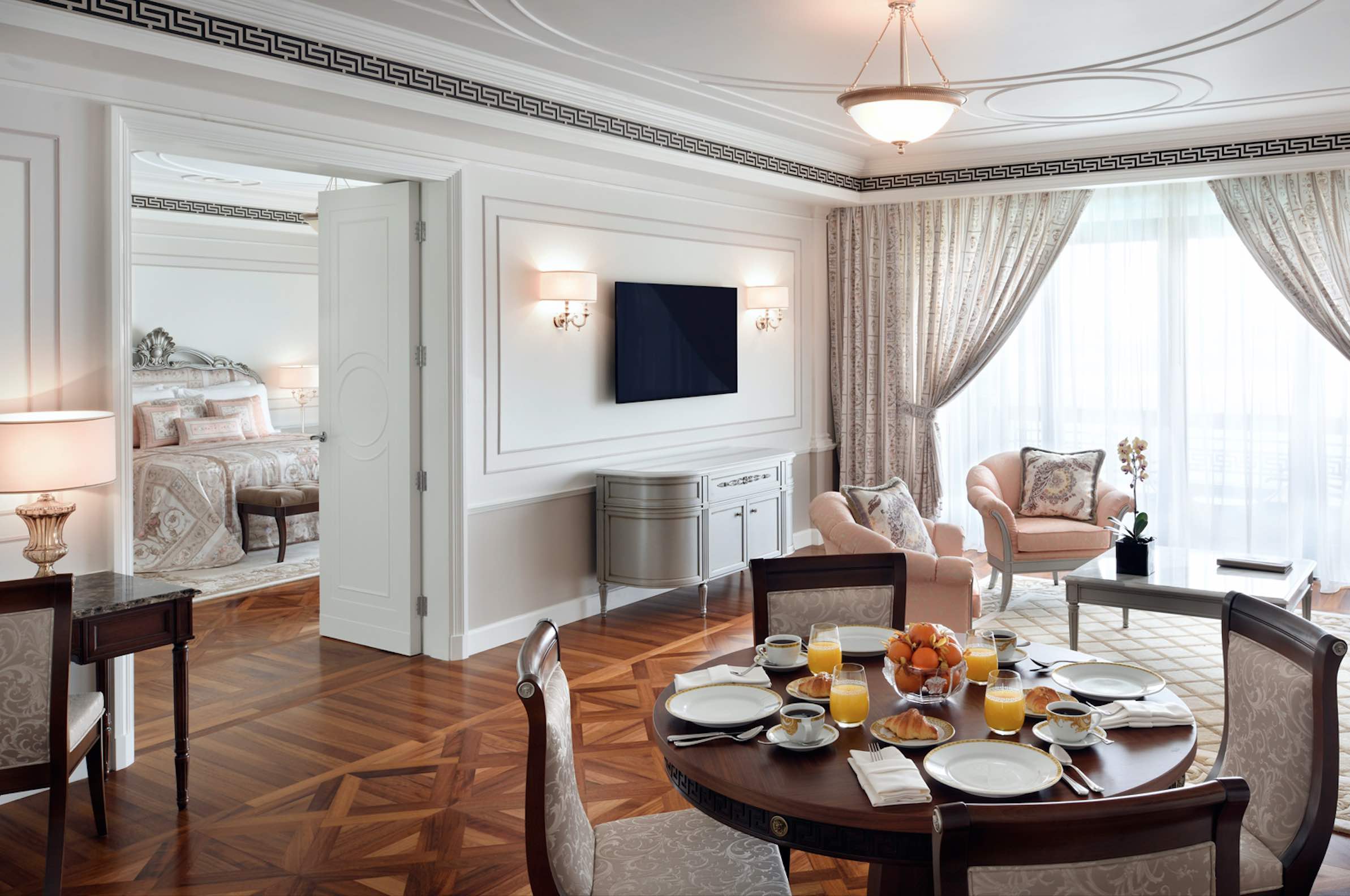 Palazzo Versace Dubai Grand Suite