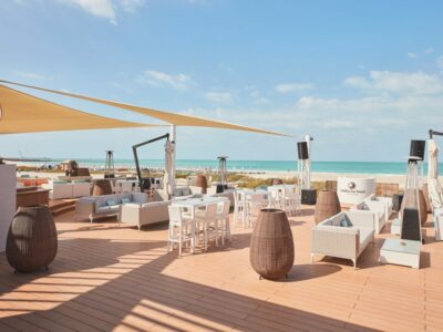 outdoor dining in Abu Dhabi