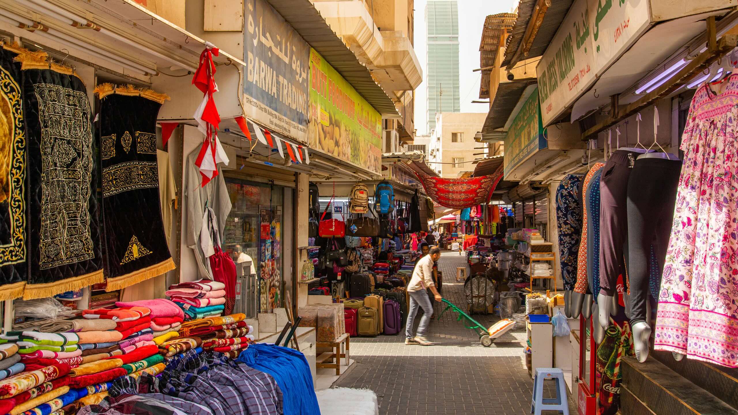 48 hours in Manama