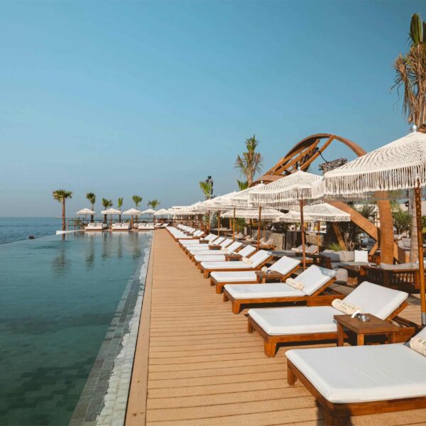 beach clubs in Dubai