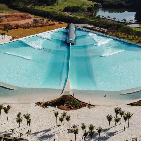 Bahrain Surf Park